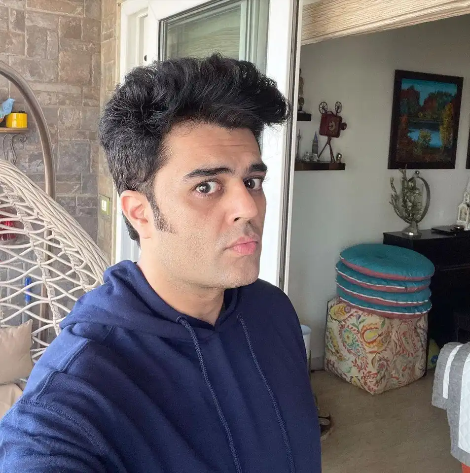 Maniesh Paul Shares A Picture Post Shaving; Quizzes Fans About His New Look 
