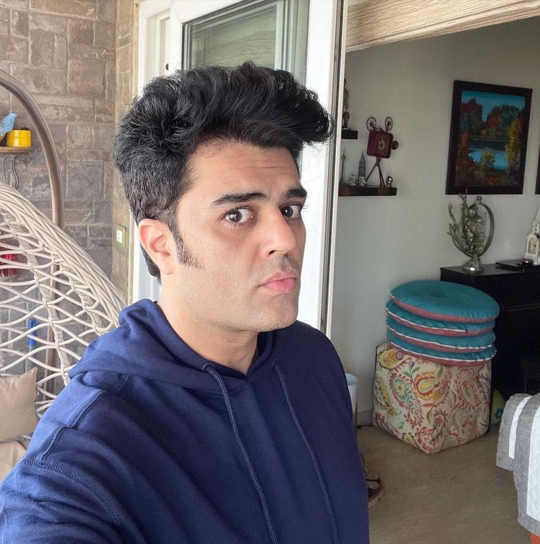 Maniesh Paul Shares A Picture Post Shaving; Quizzes Fans About His New Look 