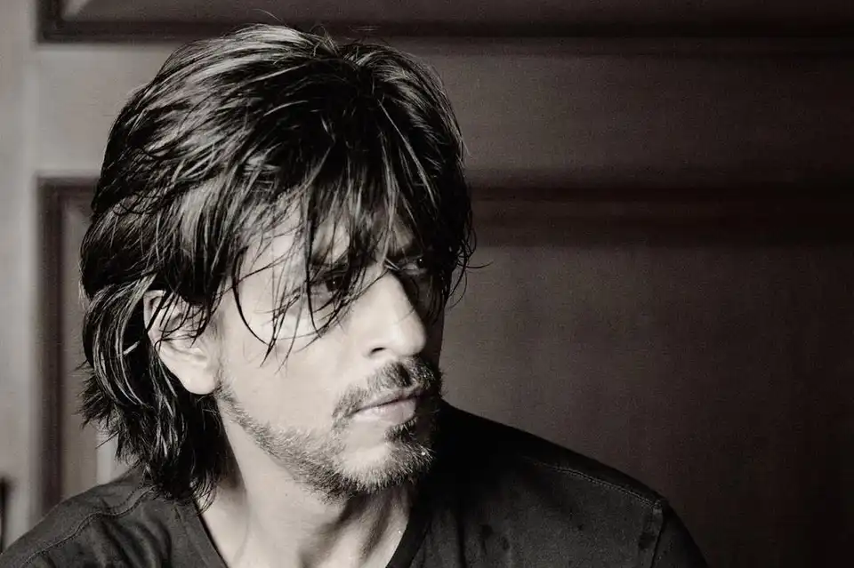 Shah Rukh Khan In Quarantine After Pathan Crew Member Tests Positive For Covid-19? Here's What We Know