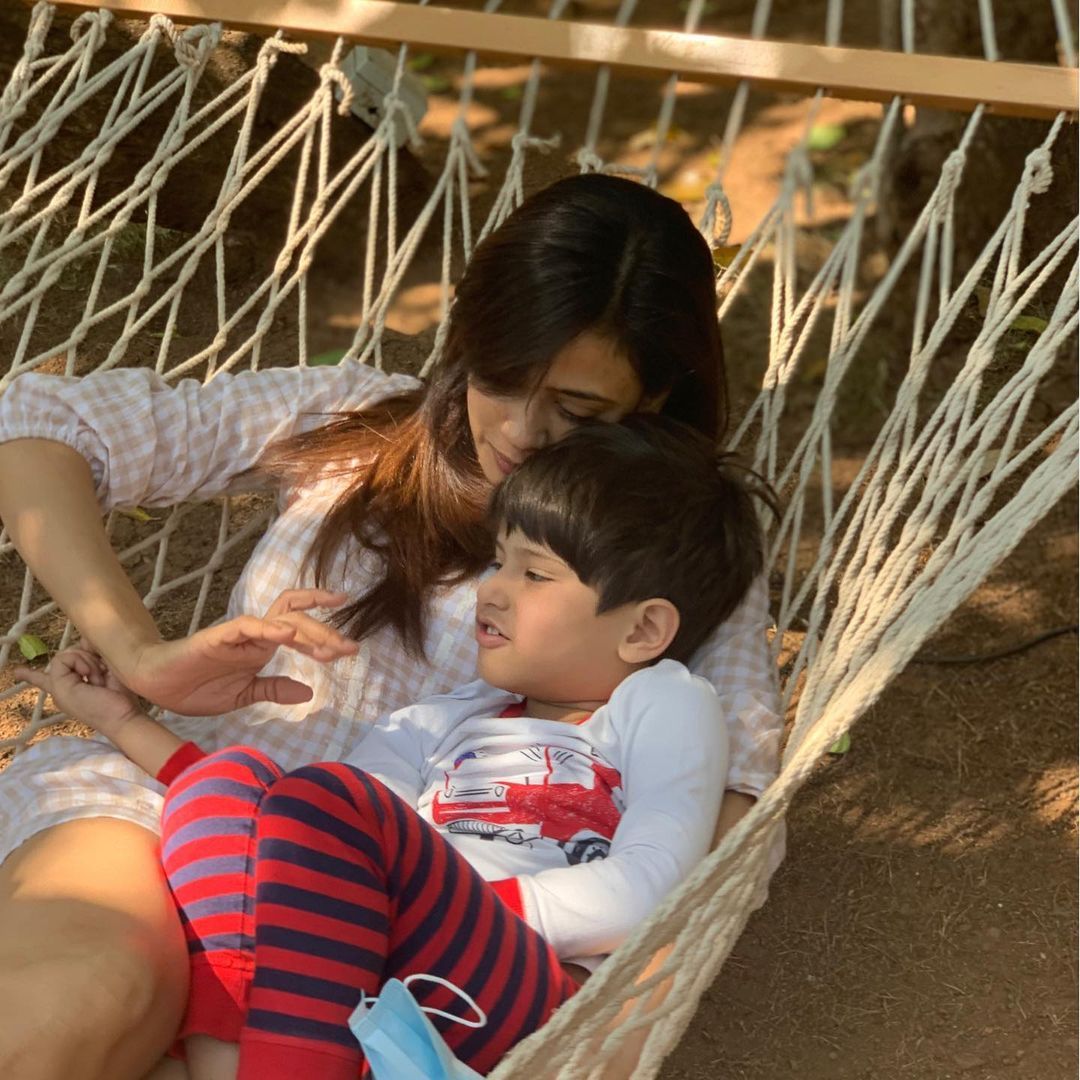Shweta Tiwari Says Abhinav Kohli Didn't Want Her To Take Their Son To Cape Town, After He Claims She Abandoned Him 