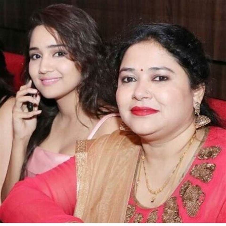 Yeh Unn Dino Ki Baat Hai Actress Ashi Singh Gets A New Gift For Her Mother, And It's A Brand New House