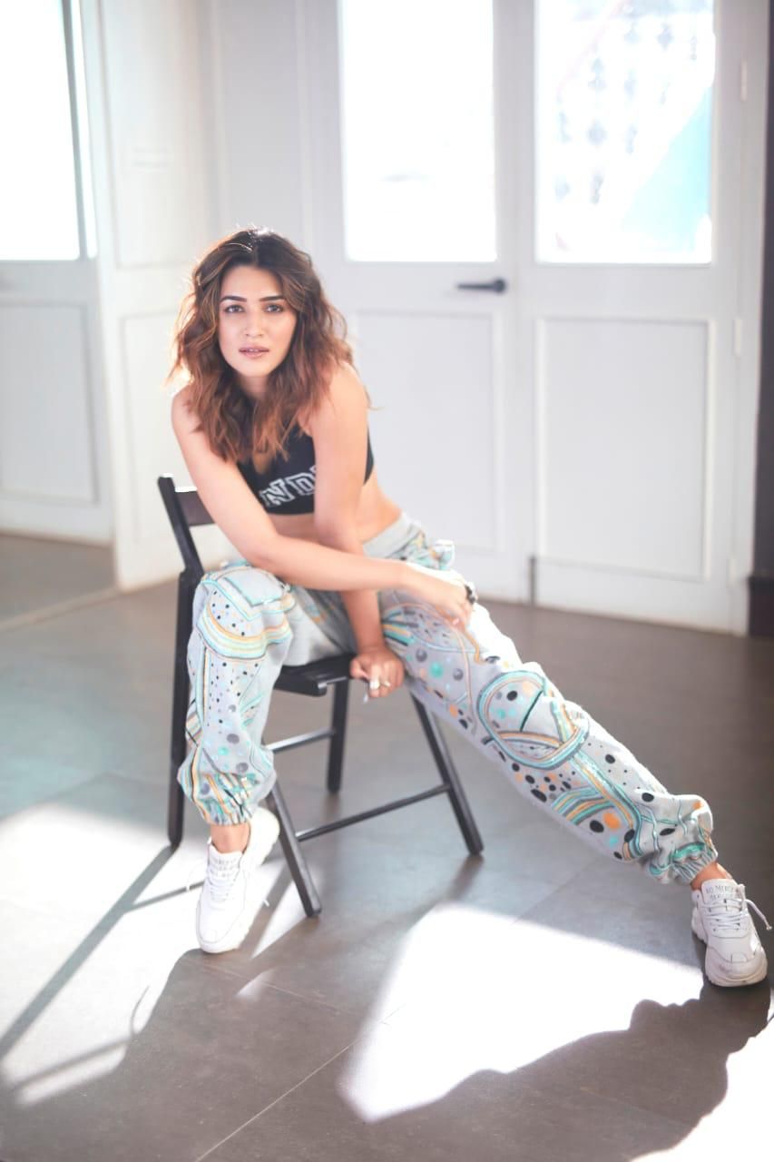 Kriti Sanon Completes 7 Years In Bollywood; Says ‘I Am Probably In The Most Exciting Phase Of My Career’