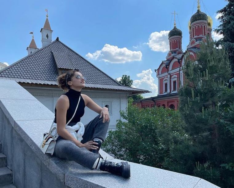 Taapsee Pannu jets out for a vacay to Russia; see post