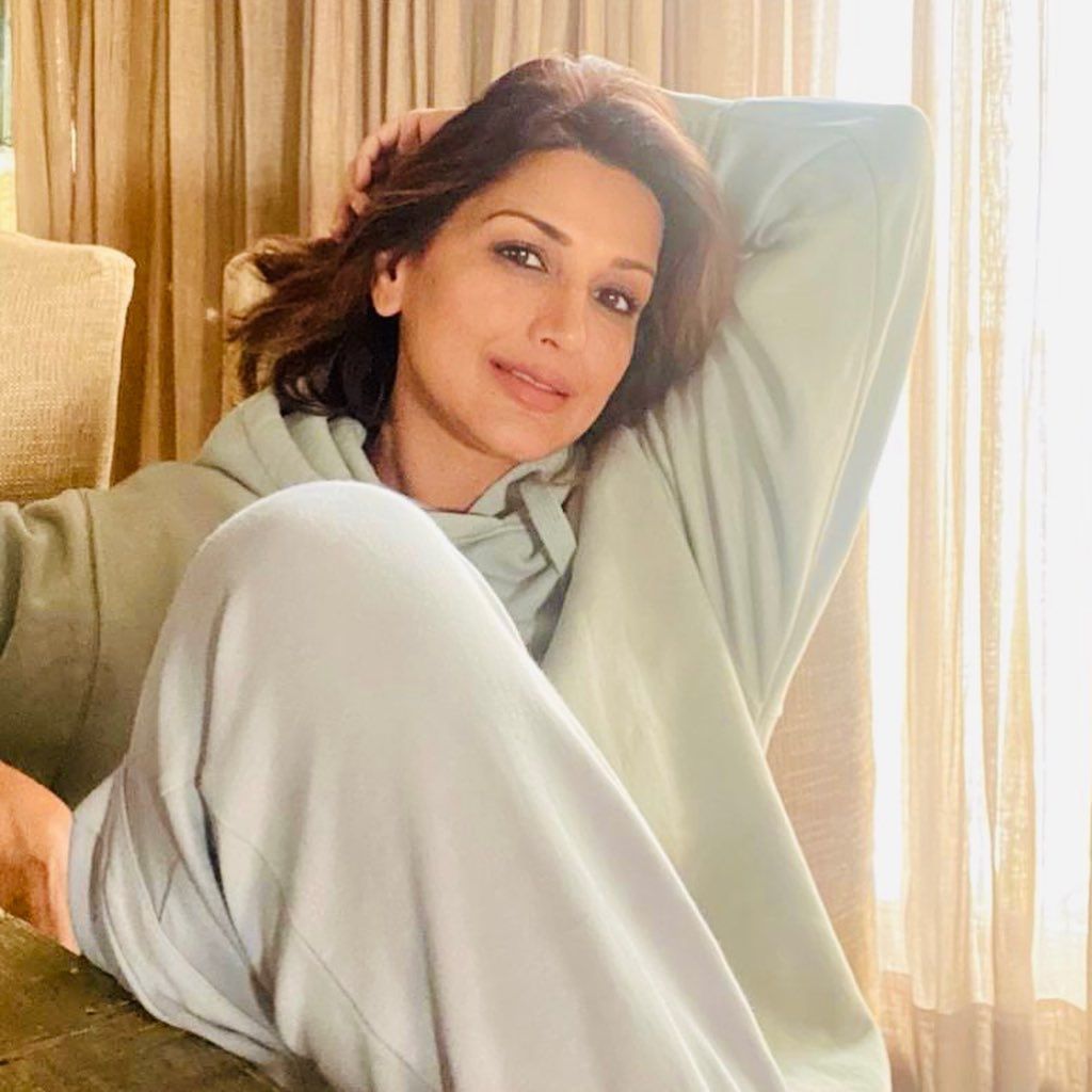 Sonali Bendre enjoys a good hair day, but misses her curls