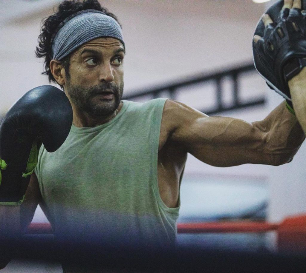 Toofaan: Farhan Akhtar gives a sneak peek into how he transformed into boxer Aziz Ali and we are floored