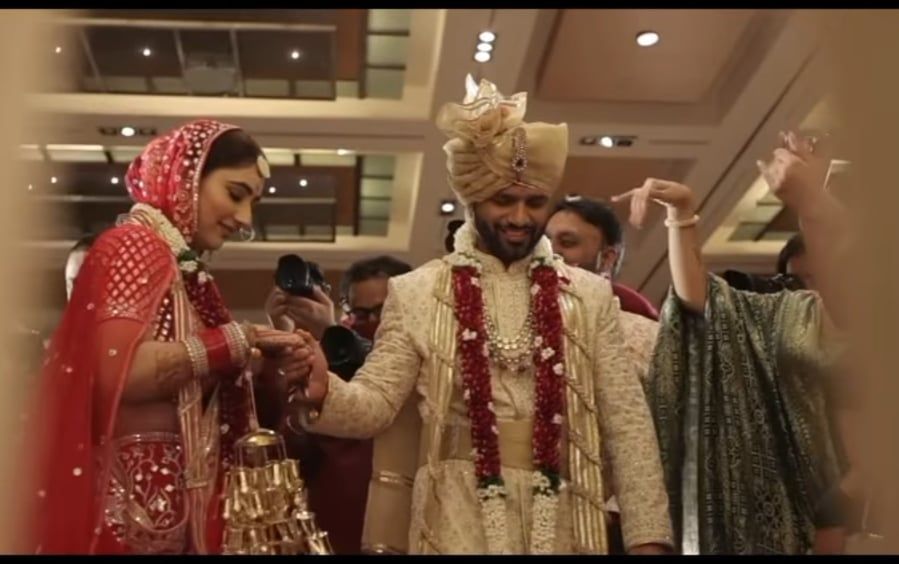 राहुल वैद्य और दिशा परमार ने शेयर की अपनी वेडिंग फिल्म, किसी शाही शादी से कम नहीं था कपल का फंक्शन! 