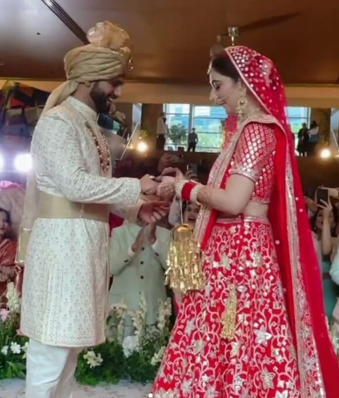 DishulKiShaadi: Rahul Vaidya- Disha Parmar tie the knot, see pictures and videos