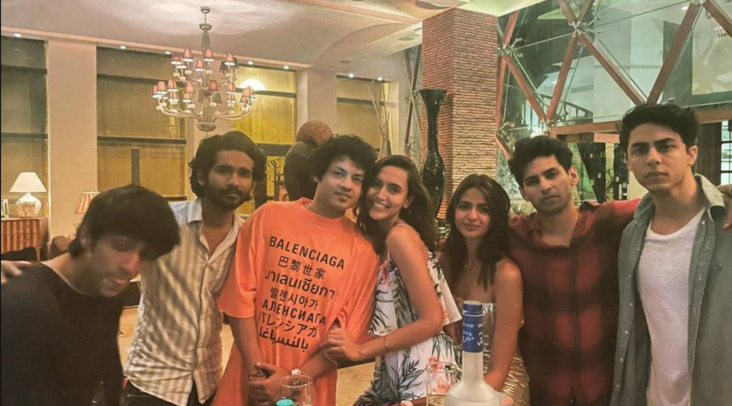 Shah Rukh Khan's son Aryan parties with Ananya Panday's cousin Ahaan and his 'Homies', poses with fans too; see pics...