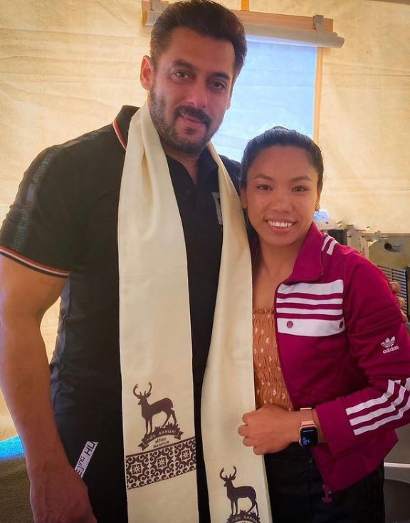 Salman Khan meets Olympian Mirabai Chanu, gives her best wishes