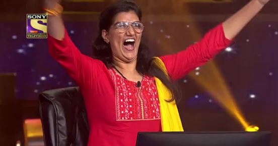 KBC 13: Visually impaired contestant Himani Bundela becomes first crorepati of Amitabh Bachchan's quiz show this season