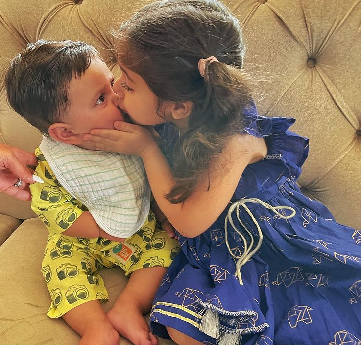 Soha-Kunal's daughter Inaaya kisses Kareena-Saif's son Jeh on his first Rakhi, and the picture is too adorable to miss