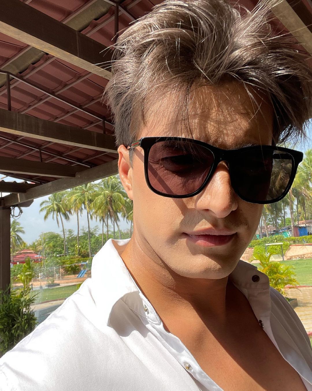 Mohsin Khan reacts to rumours of entering the Bigg Boss 15 house, says, "Yaar I am too shy for it"