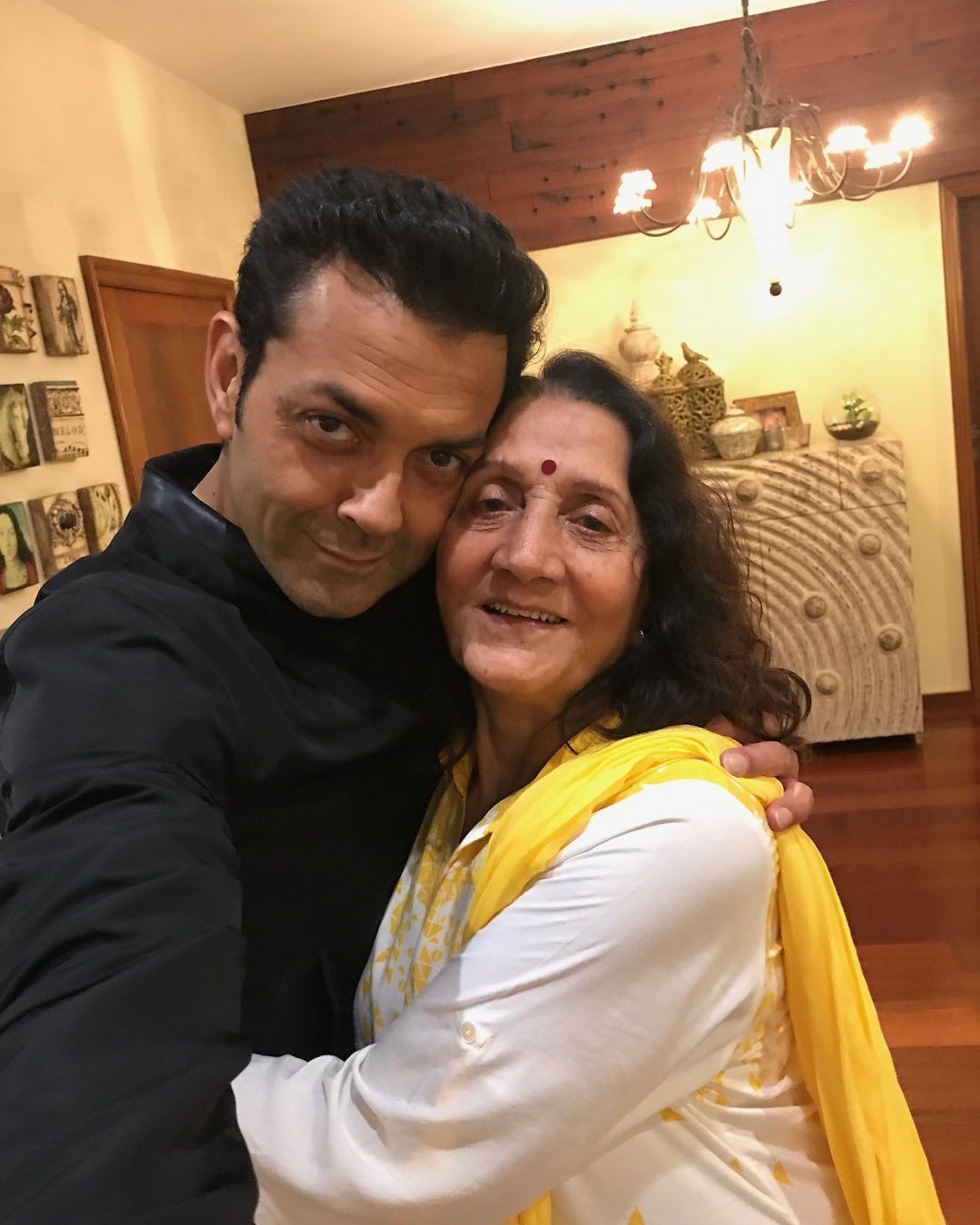 Sunny Deol and Bobby Deol celebrate their mother Prakash Kaur's birthday with loved up posts 
