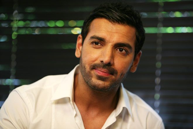 John Abraham sprains his back while shooting for Welcome Back 