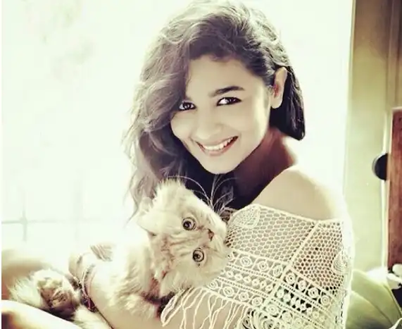 22 Reasons Why Alia Bhatt is the Queen of Instagram