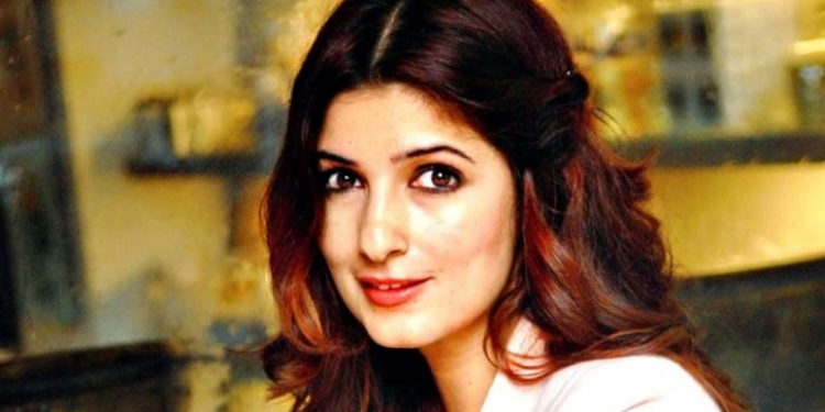 How By Quitting Acting And Following Her Passion Twinkle Khanna Won Us Over!