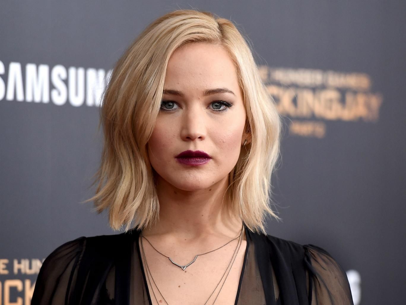 Jennifer Lawrence Talks About Her Embarrassing Meeting With Harrison Ford