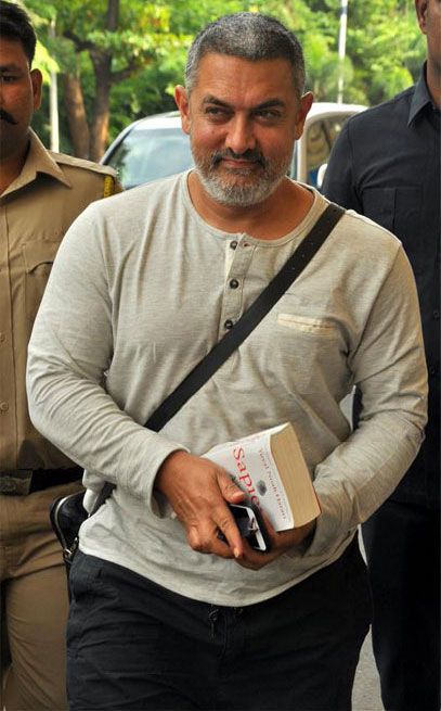 Aamir Khan Resumes Dangal Shoot Post Injury