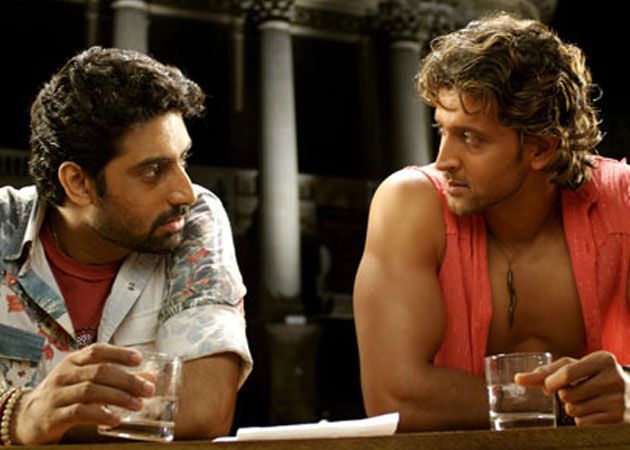 Ram Lakhan Remake: Abhishek Bachchan, Hrithik Roshan Roped In?