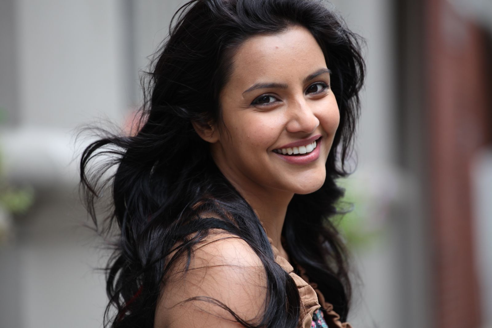 Priya Anand Excited For Her Mollywood Debut