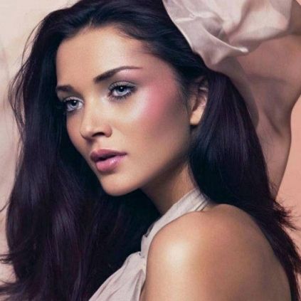 Amy Jackson To Join Sets Of ‘2.0’ In Delhi