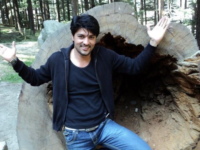 Diya Aur Baati Hum's Anas Rashid To Get Hitched With A Girl 14 Years Younger To Him!