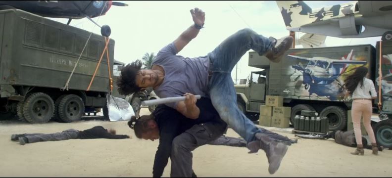 Commando 2 Trailer Is Here & Prepare To Get Wowed By Vidyut Jamwal's Crazy Stunts