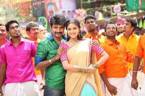 Sivakarthikeyan's Rajini Murugan Tickles The Funny Bone!