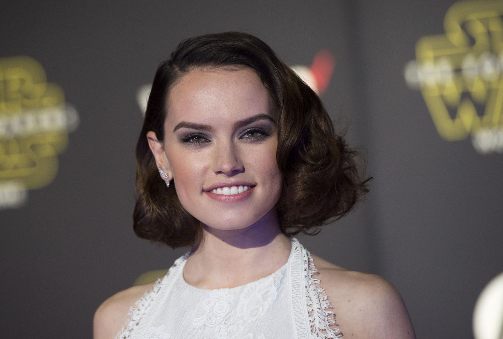 Daisy Ridley Just Can't Take The Whole Attention Coming Her Way
