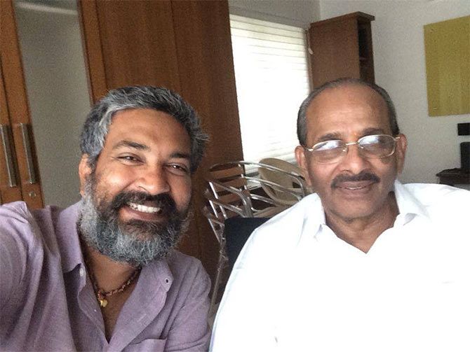 Rajamouli's Dad To Pen For Mudhalvan Sequel
