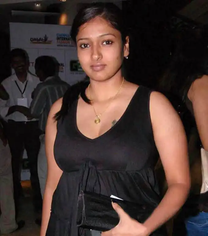 Gayathri Raghuram Turns Director For Yaadhumaagi Nindrai