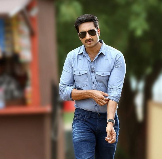 Gautam Nanda's Connection With Power Star?