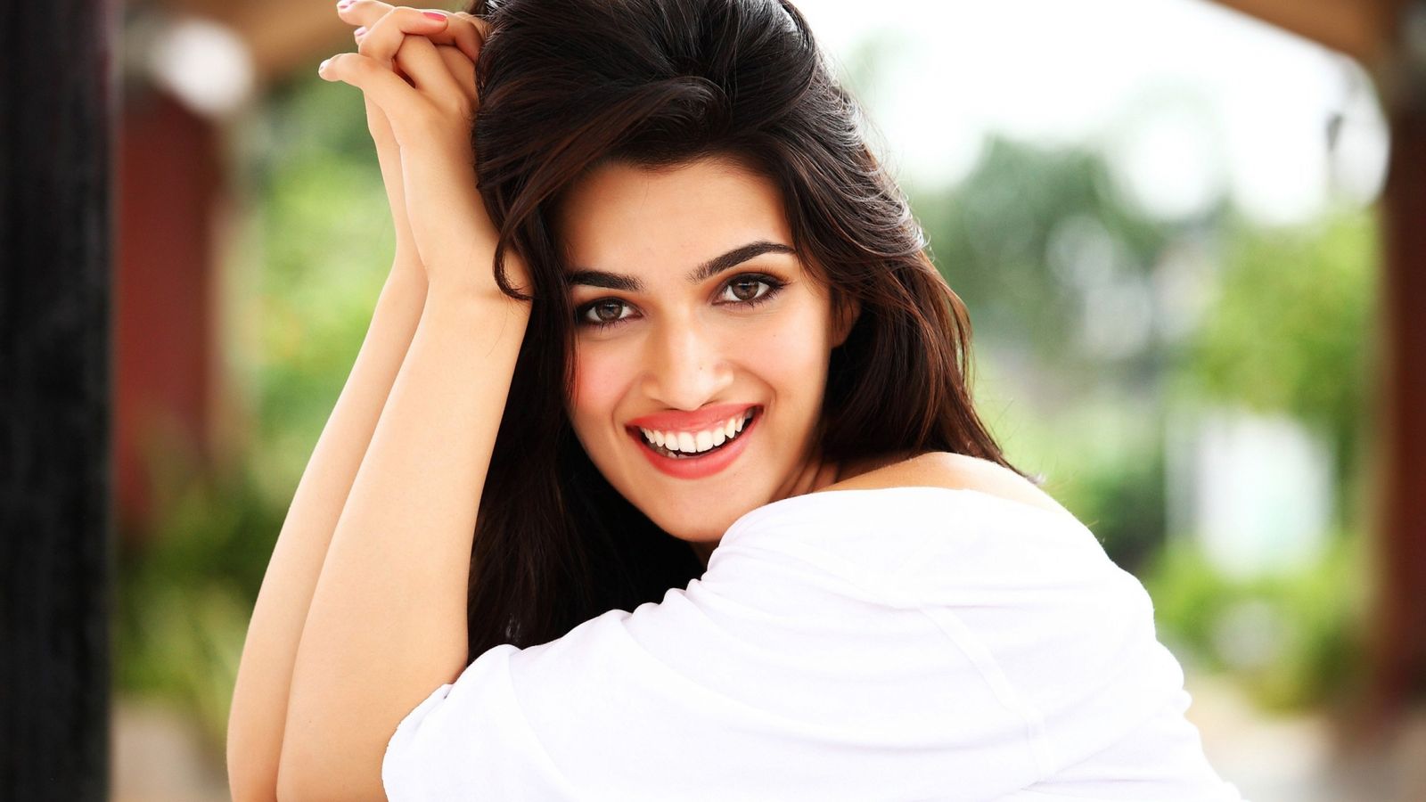 Kriti Sanon Says, ‘I Want To Do A Sci-Fi And A Biopic Next’