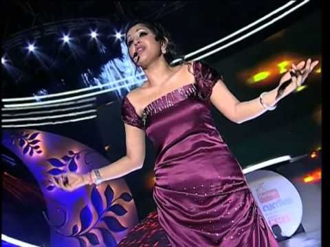Meera Jasmine To Debut As A Singer In Her Comeback Film