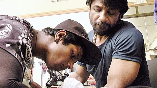 Duniya Vijay Gets New Tattoo For Mother, Fans 