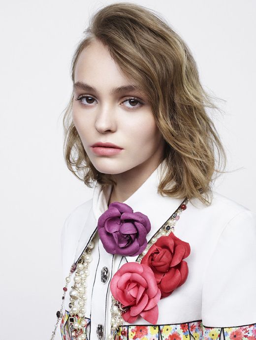 Lily-Rose Depp Defends Dad After Abuse Claims