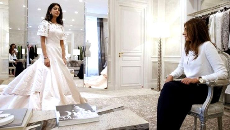 Amitabh Bachchan’s Granddaughter Navya Naveli Gears Up For Paris Debutante Le Ball