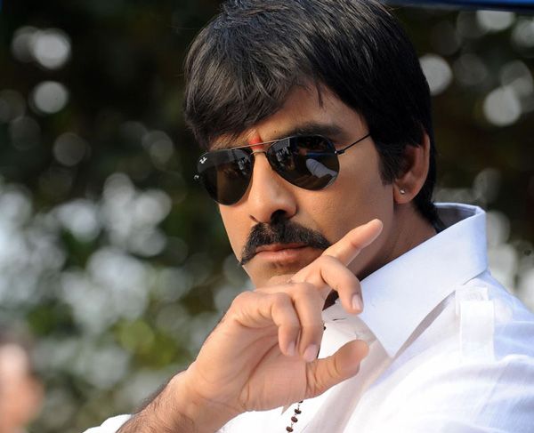 Ravi Teja Endeavours Hard To Flaunt His Fittest Form In Kanithan Remake
