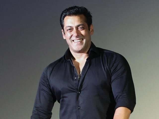 Salman Khan To Play Megastar Mohanlal In 'Pulimurugan' Hindi Remake?