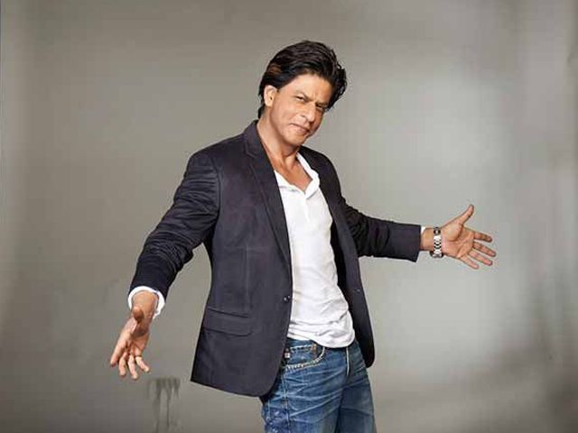 SRK Shares News of Shoulder Surgery in Adorable Way