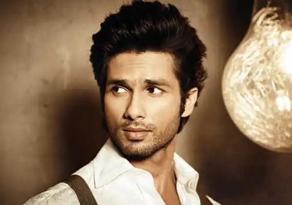 Shahid drops ex-flames for the wedding day