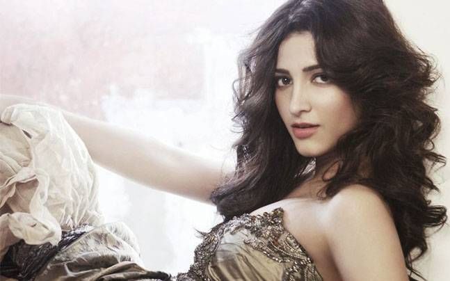 Shruti Haasan Is Keen To Sign More Tollywood Films 