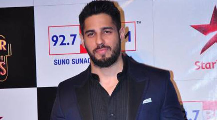 Sidharth Malhotra to Play Writer In Kapoor and Sons?