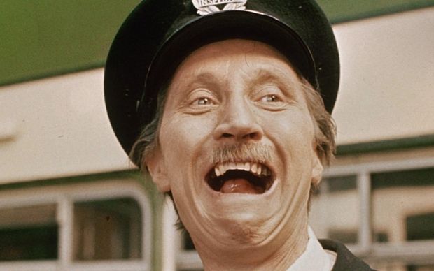 On the Buses star Stephen Lewis Breathes his Last at 88 