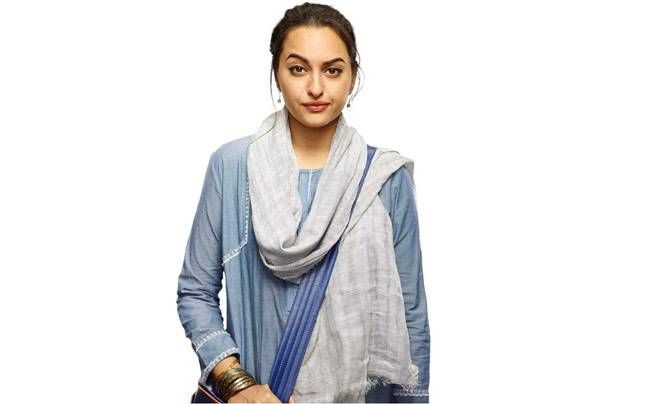 Sonakshi Unveils Her Look From 'Akira'