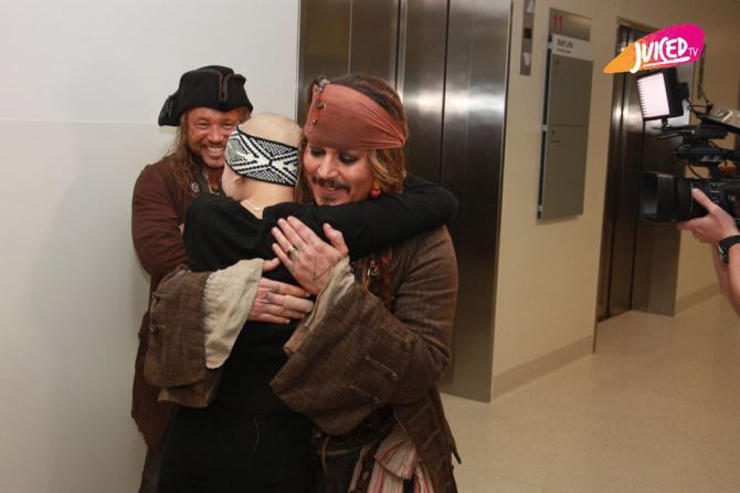 Jack Sparrow Surprises Children at Lady Cilento Children’s Hospital