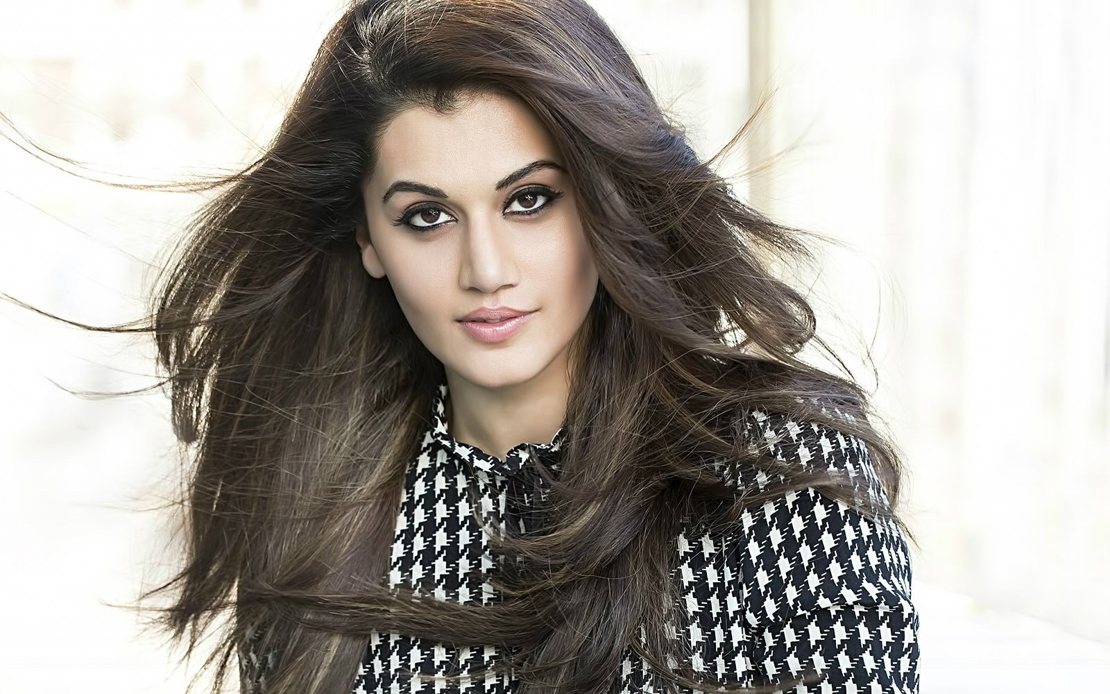 Taapsee Pannu To Feature In A T-series’s Music Video