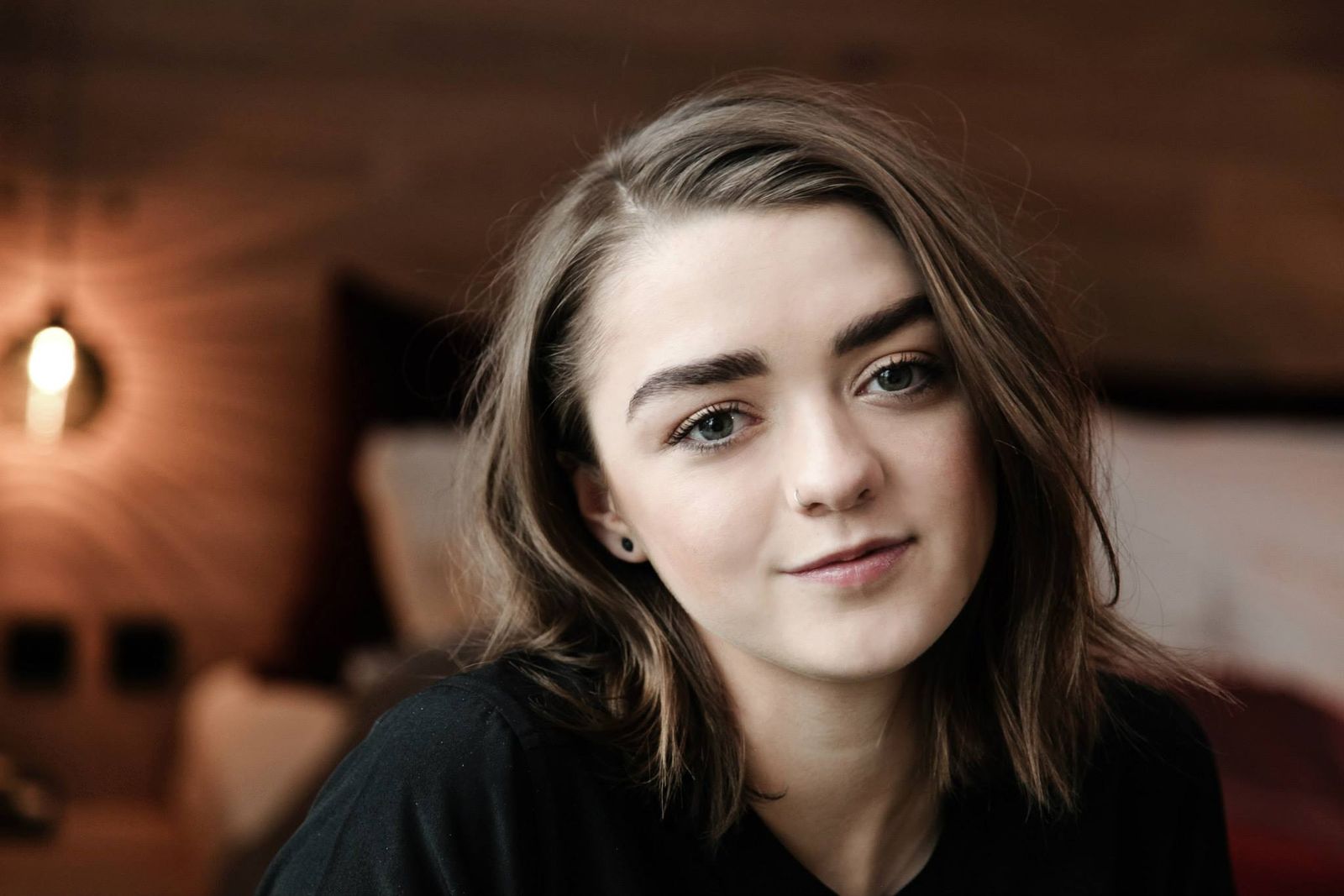 Maisie Williams Terms Hollywood As A Shallow Industry