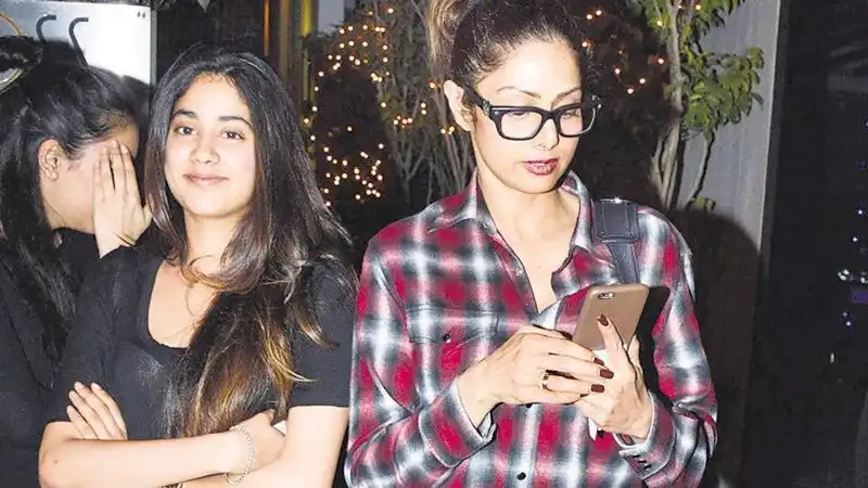 Jhanvi Kapoor Asks Her Mother Sridevi To Talk To Karan Johar Regarding The Status Of Sairat