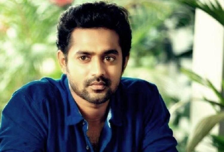 Asif Ali Occupied With Movies